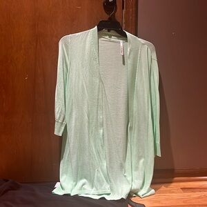 Green Leo and Nicole short sleeved cardigan